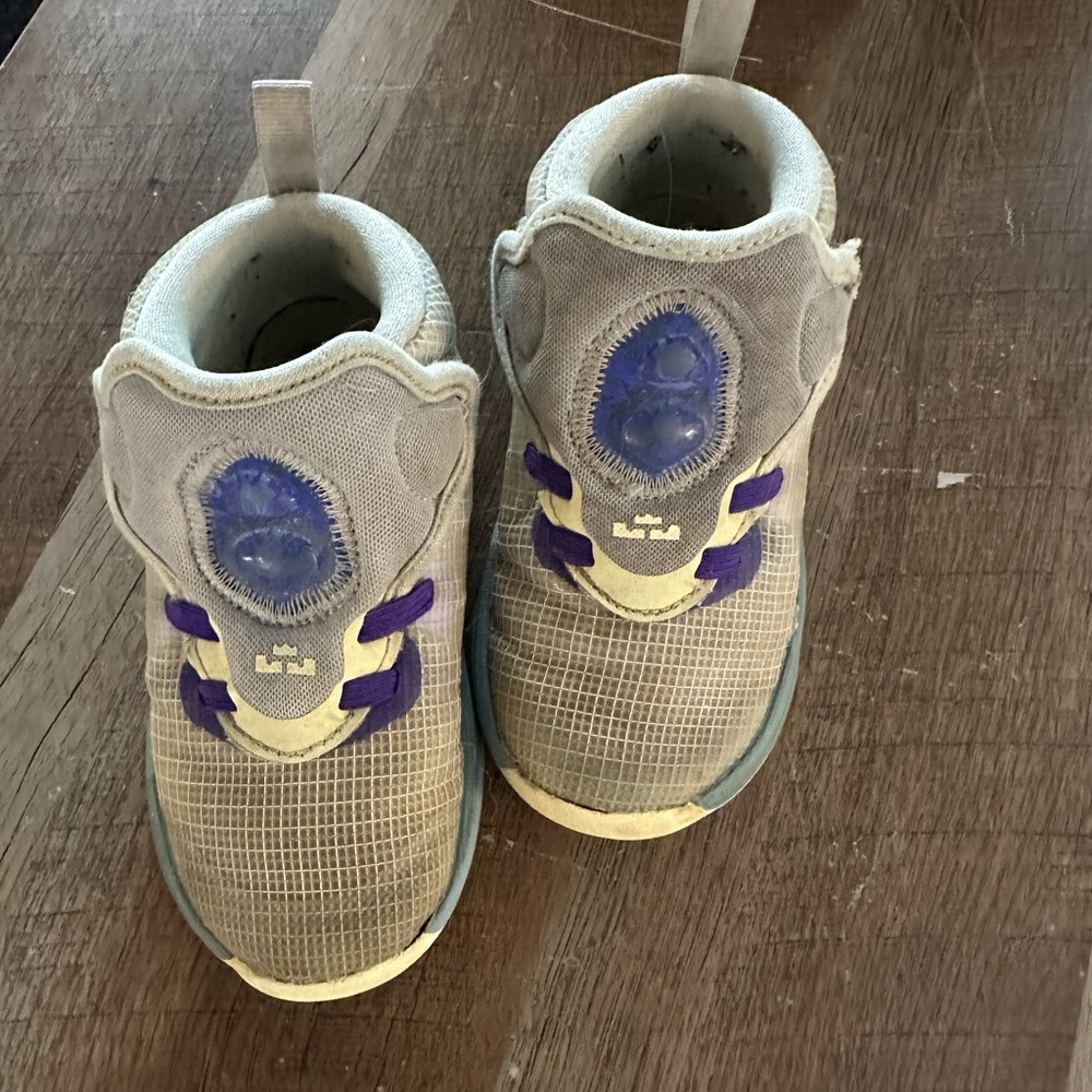Nike lebron toddler shoes. Size 9